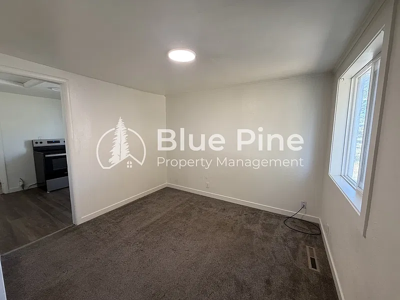 2 bed, 1.0 bath, 850 sqft, $800 — Photo 4