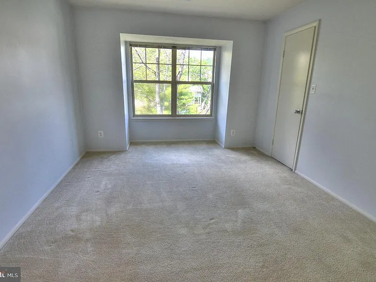 1710 Abercromby Ct #K — Photo 2
