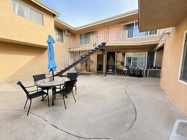 5510 Corteen Pl #6 — Photo 12