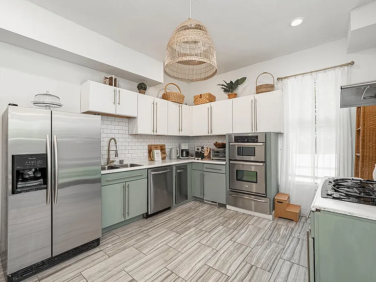 2701 Fremont Ave S #1 — Photo 8