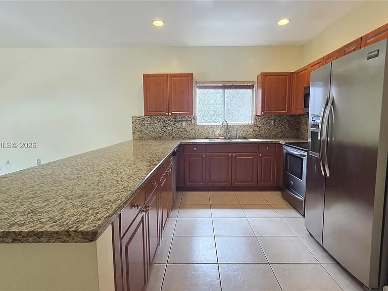15743 SW 145th Ter — Photo 11