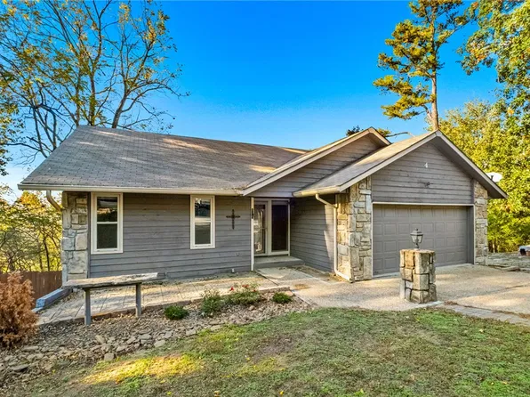 4 Islip Ln, Bella Vista, AR 72714