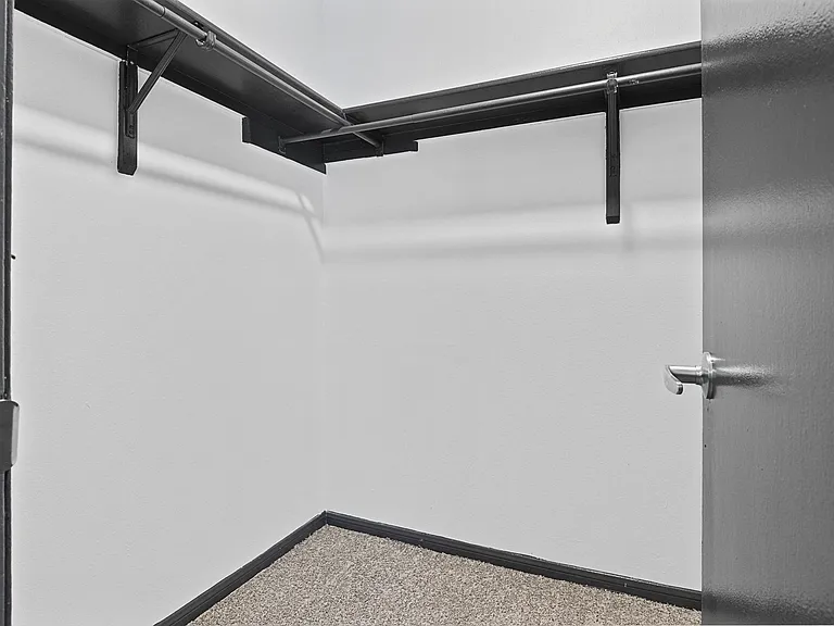 Tradewinds Apartment Homes — Photo 30