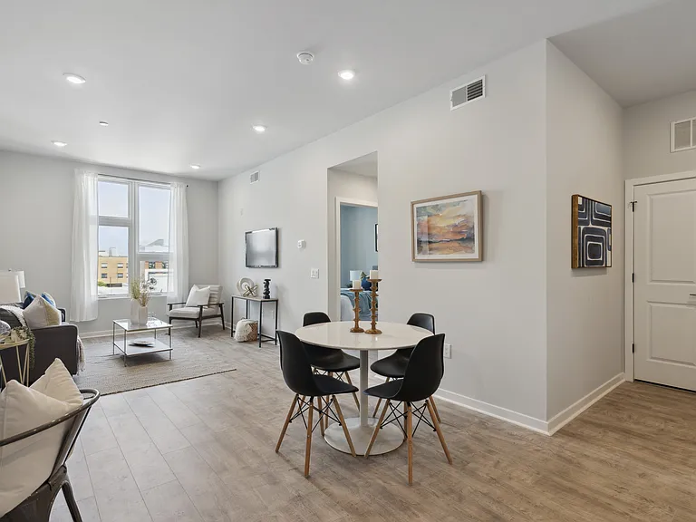 The Ryley Apartments — Photo 9