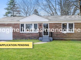 7732 Cheshire Ln, Saint Louis, MO 63123