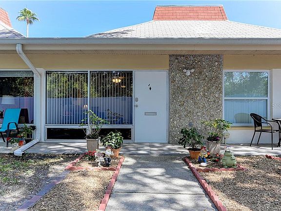2nd image of 4313 Tahitian Gardens Cir APT J