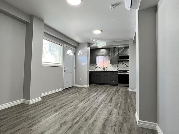 4th image of 3834 Girard Ave #A