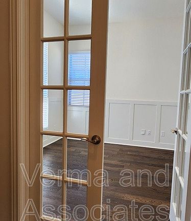 2nd image of 5203 Kemptown Pl