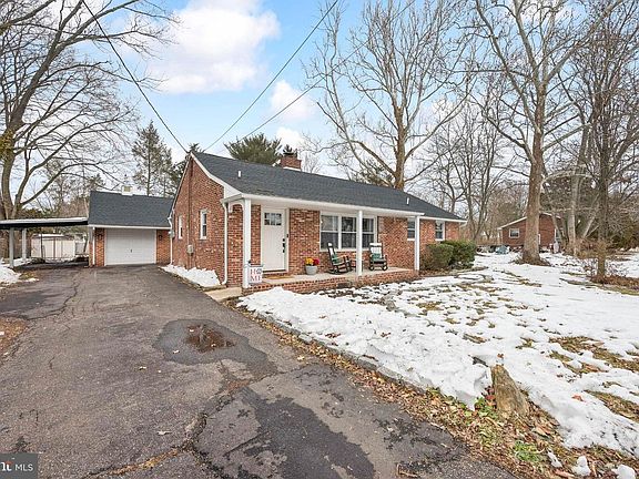 2nd image of 108 Radix Rd