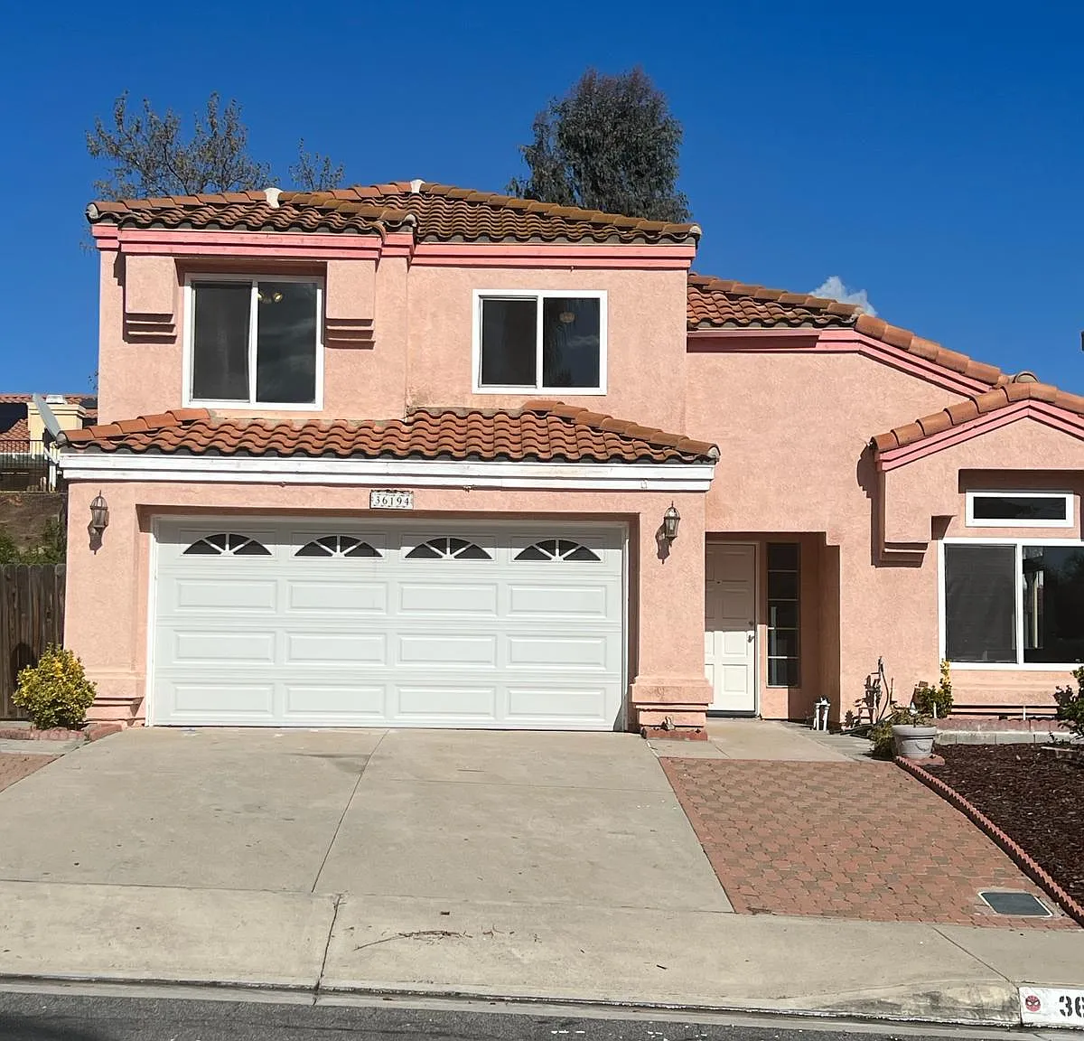 36194 Vence Dr — Photo 1