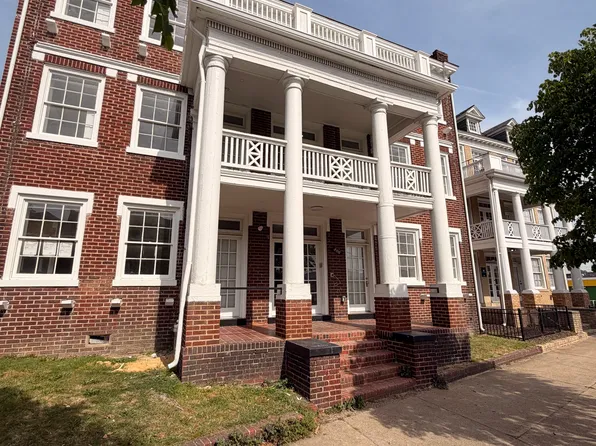 806 N Arthur Ashe Blvd #11, Richmond, VA 23221