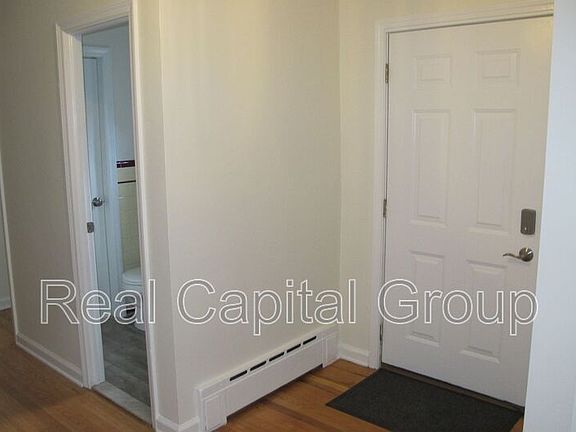 3rd image of 2204 Dean St