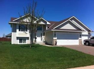 704 Greenwood St SW, Isanti, MN 55040