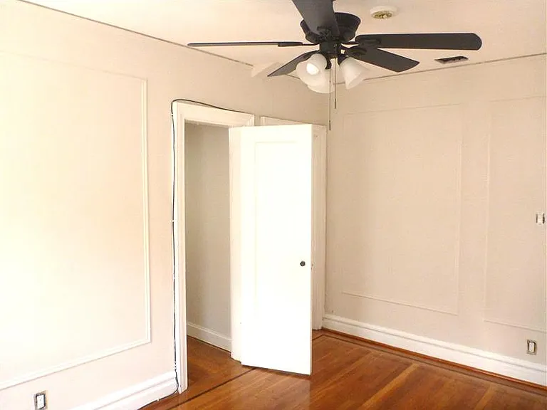 15 Vernon Ave #3 — Photo 10