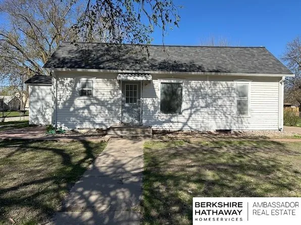 1205 N Clarkson St, Fremont, NE 68025