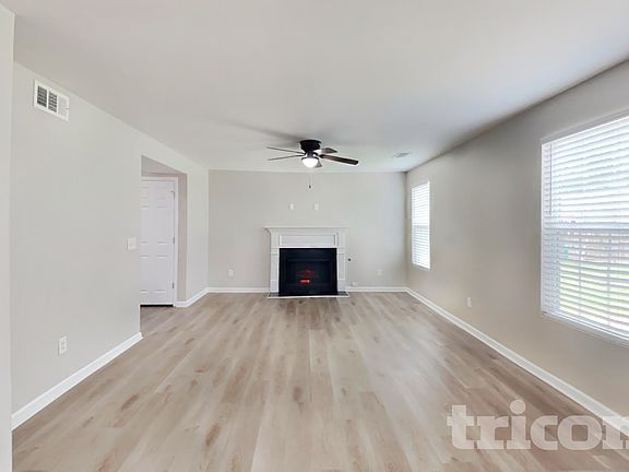 2nd image of 4109 Alicia Ln