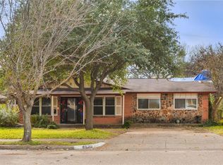 4620 Larue St, Dallas, TX 75211