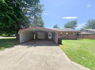 1218 Whispering Gln, Tecumseh, OK 74873