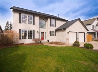 15097 SE Pinegrove Loop, Clackamas, OR 97015