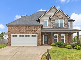 102 Wilburn Ct, Clarksville, TN