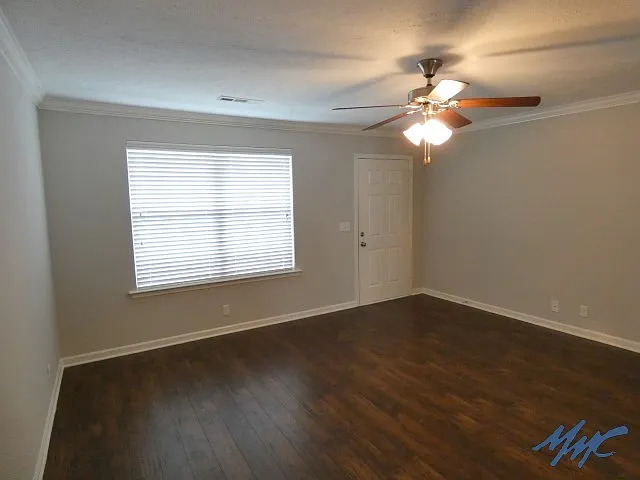 2 bed, 2.5 bath, 1128 sqft, $1,395 — Photo 3
