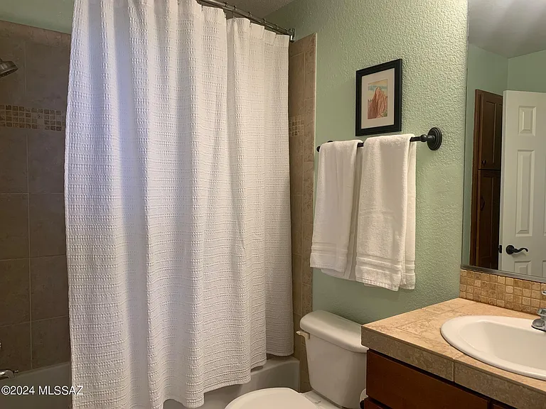 1500 E Pusch Wilderness Dr #15204 — Photo 16