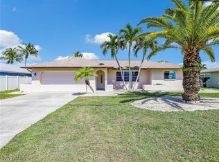 1121 SE 23rd Ter, Cape Coral, FL 33990