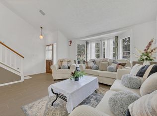 15619 Beechnut St, Houston, TX 77083