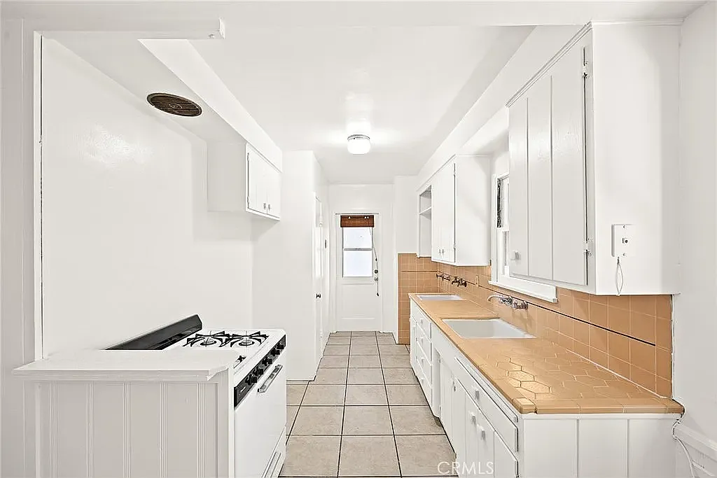 1 bed, 650 sqft, $1,750 — Photo 1