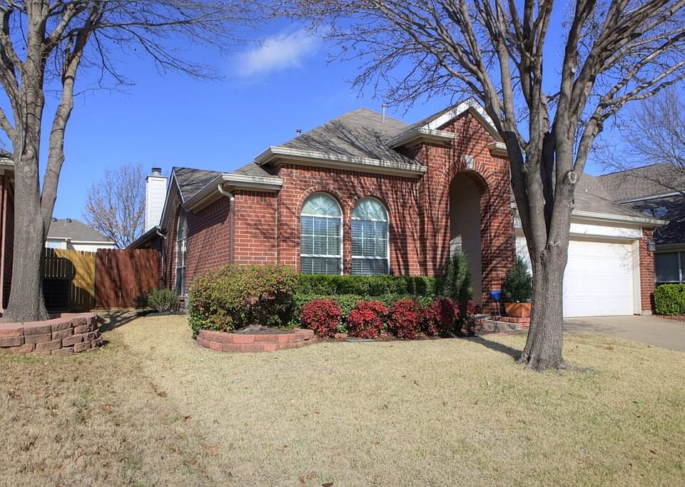 1st image of 2205 Oak Park Dr
