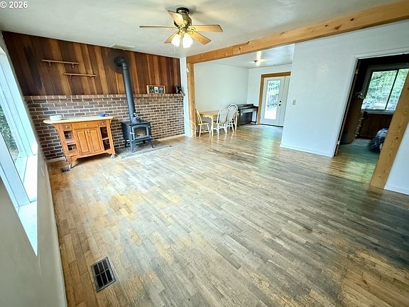 4th image of 4178 Old Melrose Rd