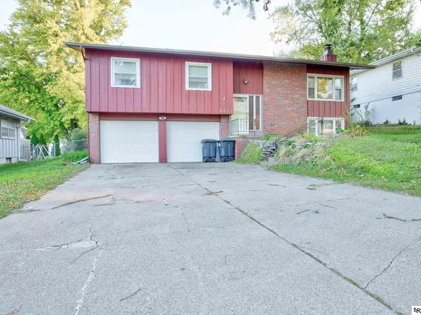 9633 Sahler St, Omaha, NE 68134