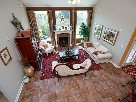 3rd image of 1702 Glen May Park Dr