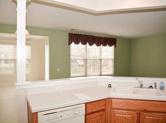 4th image of 13396 Dakota Fields Dr