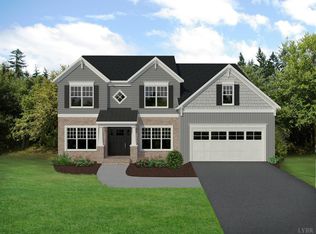 15 Lochwood Hill Dr, Goode, VA 24556