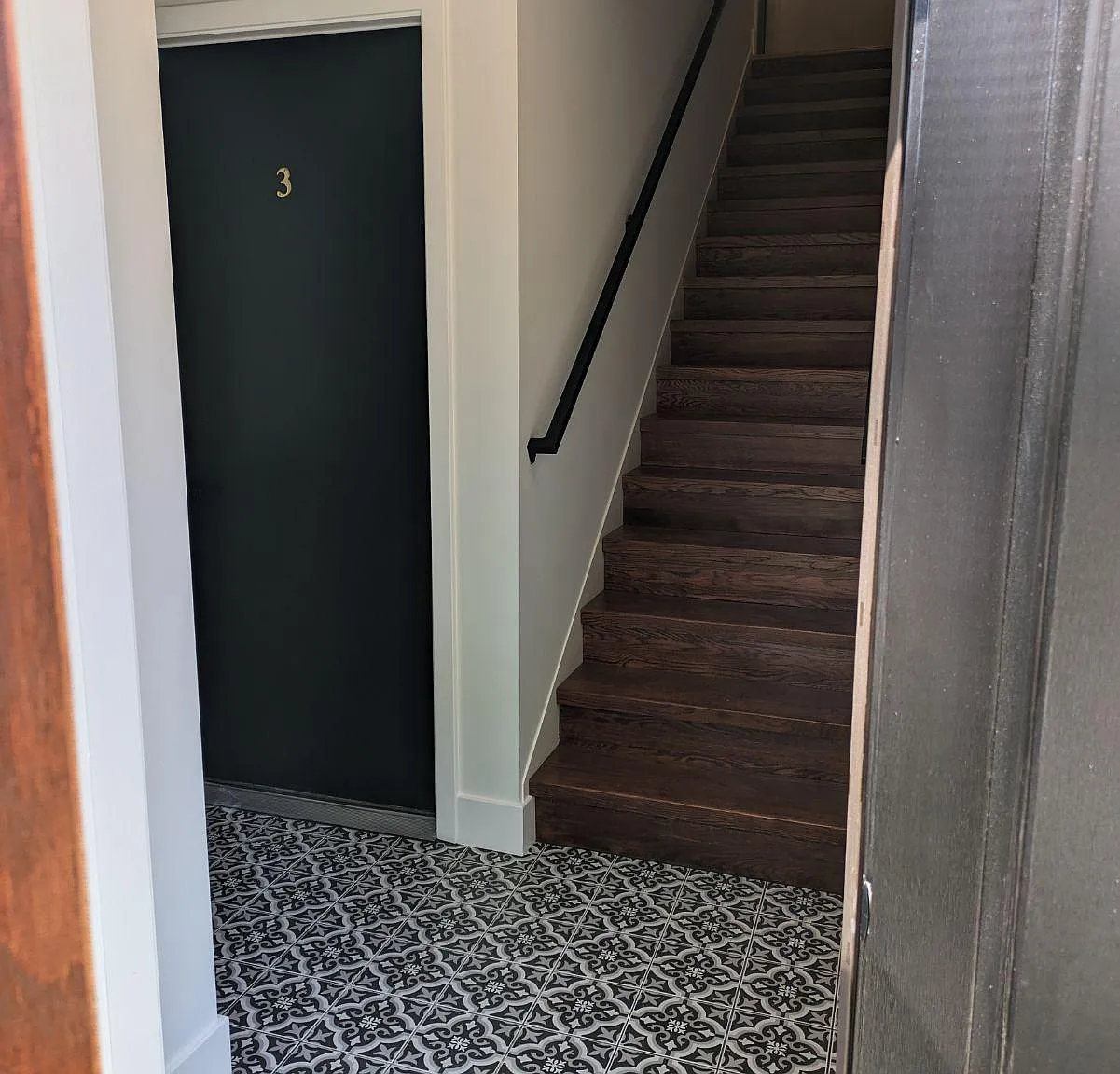 329 Delafield Pl NW — Photo 3