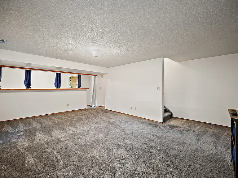 5855 Northwind Dr — Photo 28