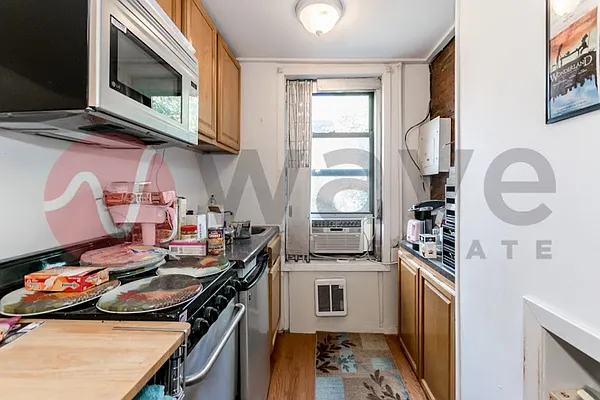 Rented by Wave Real Estate Group | media 26