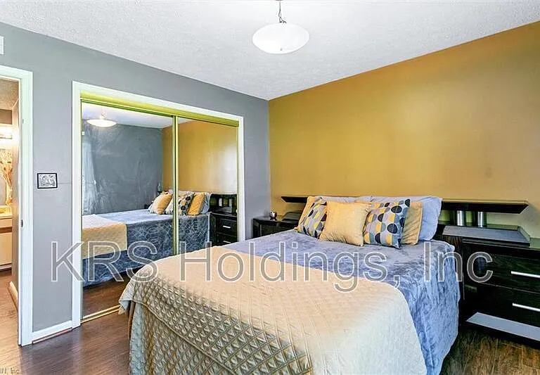 126 Wells Ct — Photo 7