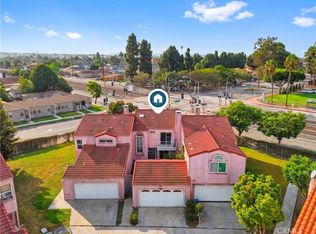 106 Racquet Club Dr, Compton, CA 90220