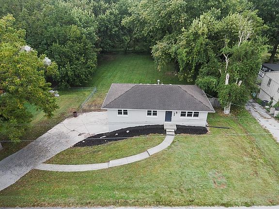 3rd image of 6729 Yecker Ave