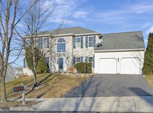 1103 Stratford Cir, Harleysville, PA 19438