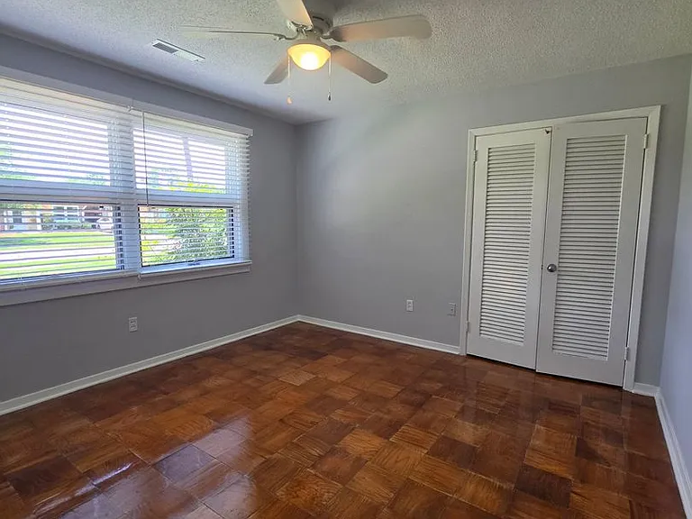 548 Pelican Ave — Photo 18
