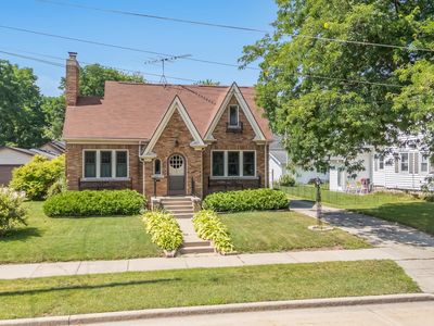 833 Eastman St, Oshkosh, WI, 54901