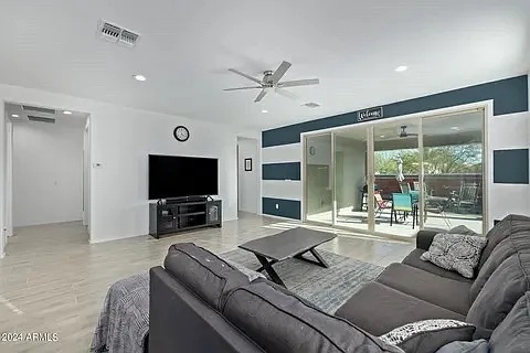 14599 W Wethersfield Rd — Photo 7