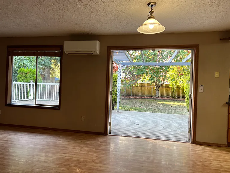 French door to back yard