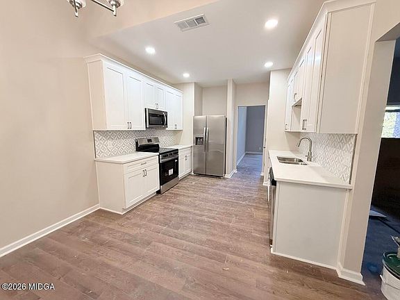 5th image of 298 Northridge Dr