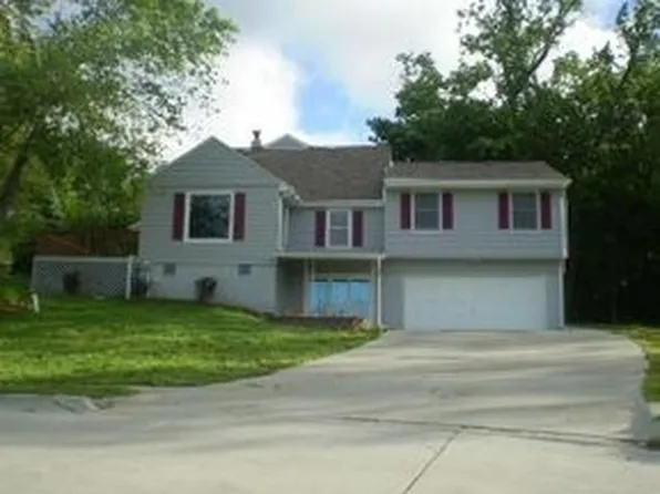 226 Journey Cir, Council Bluffs, IA 51503