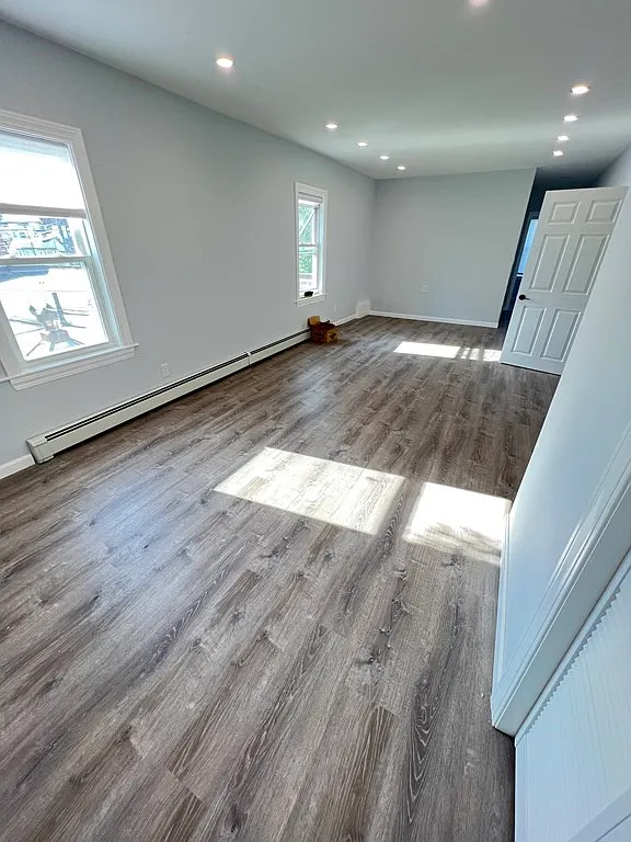 2 bed, 1000 sqft, $2,800 — Photo 4