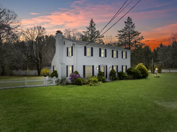 1 Anchorage Lane, Old Saybrook, CT 06475